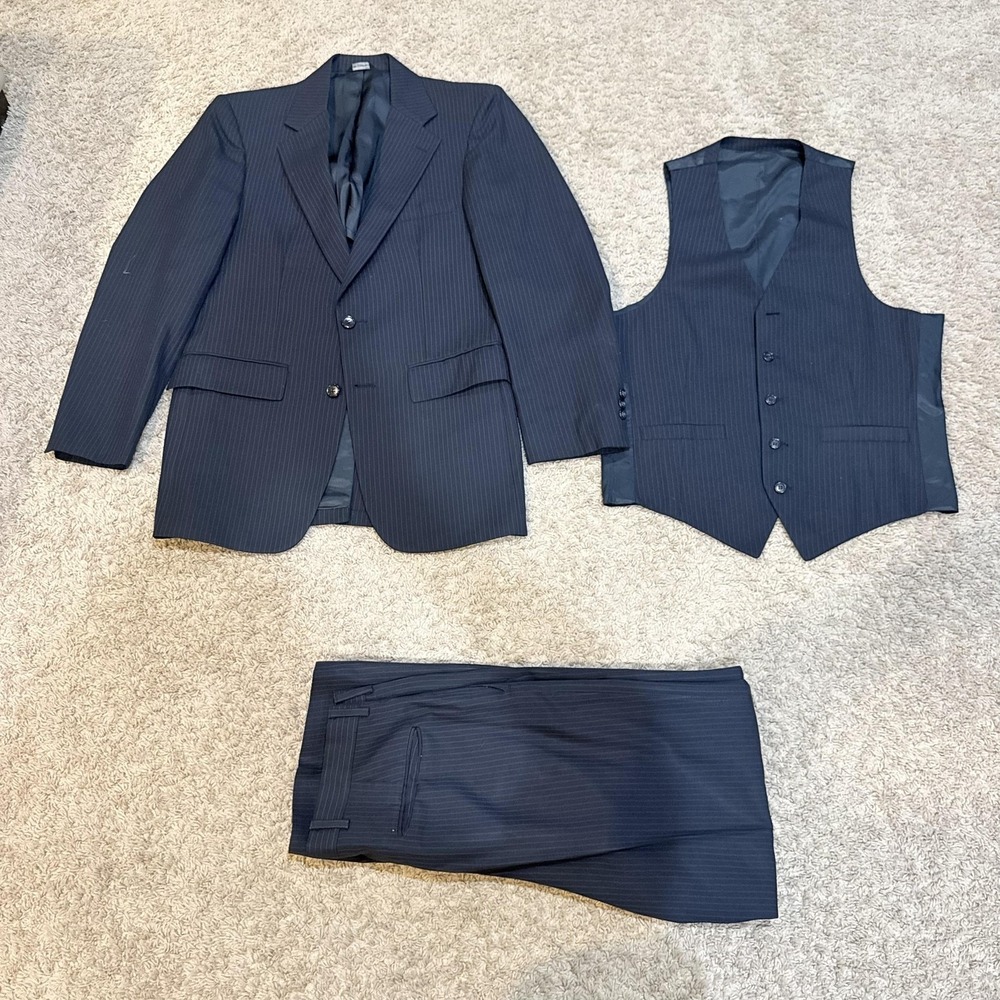Vintage Botany 500 Suit Mens 40 30x30 Blue Pinstripe 3 Piece Vest Classic Fit